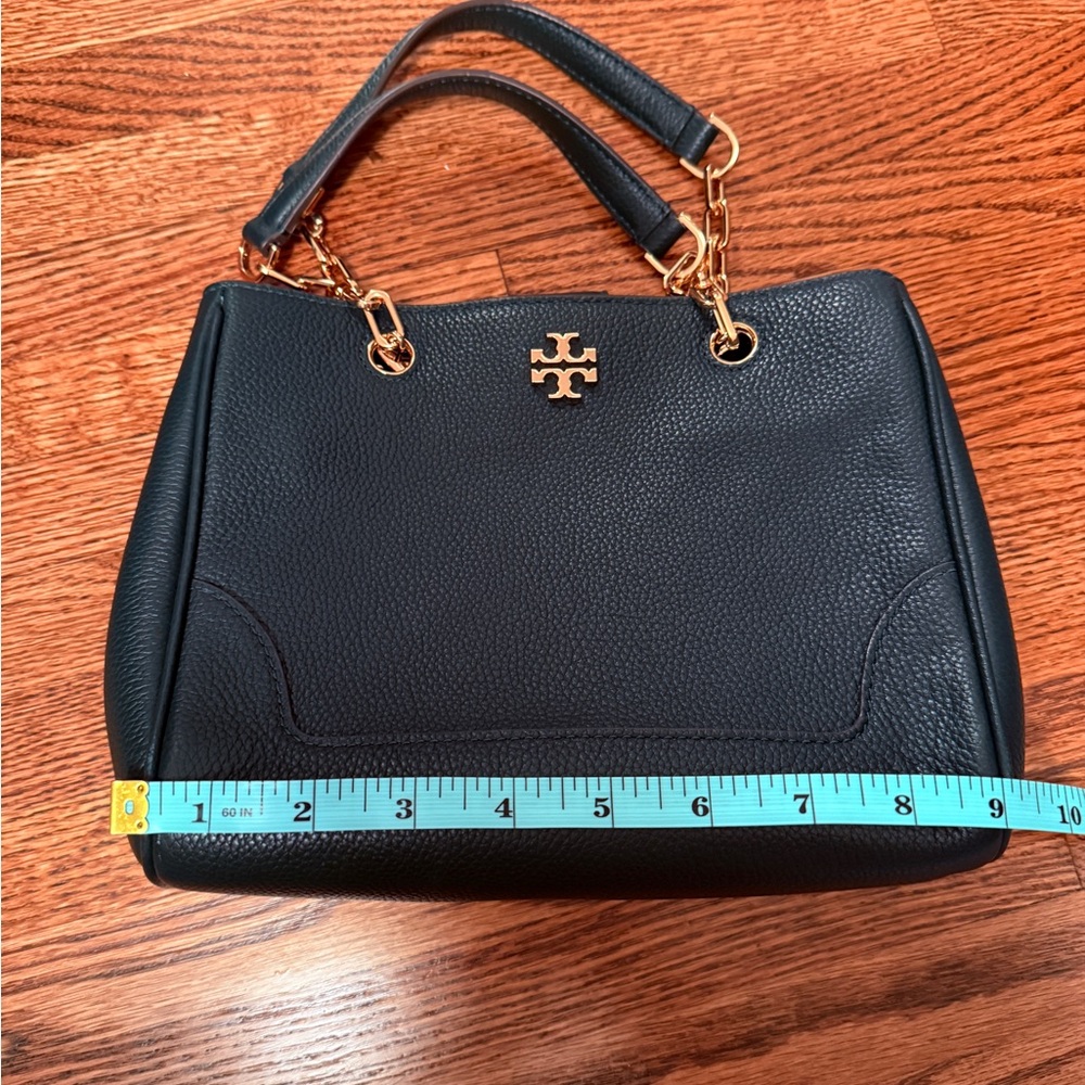Tory Burch Carson Leather Convertible Bag - Picture 7 of 10